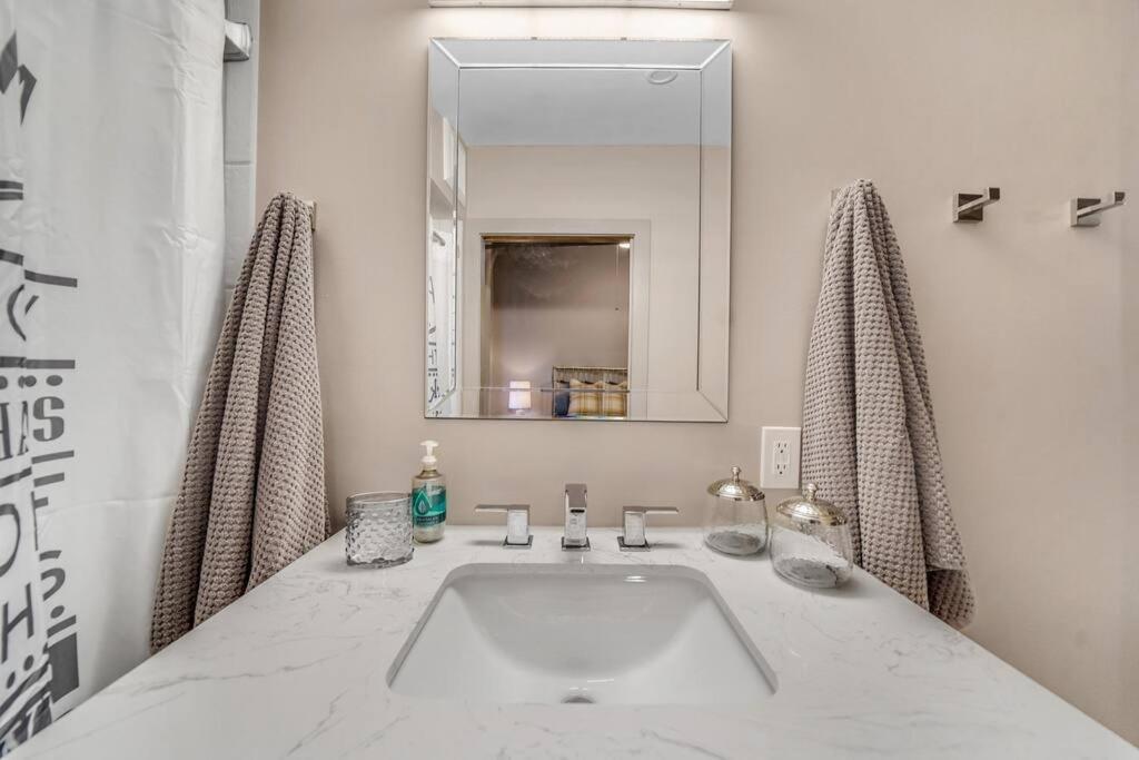 Luxury Apartment In Historic Carriage House Kennett Square Exterior photo